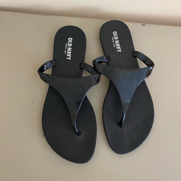 Sandals - Picture 1 of 2